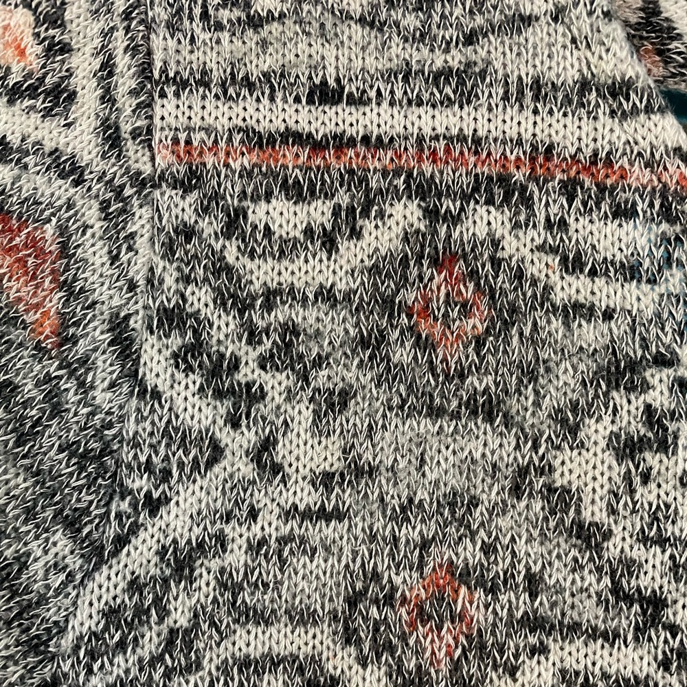 Short Sleeve Tunic - Picture 2 of 4